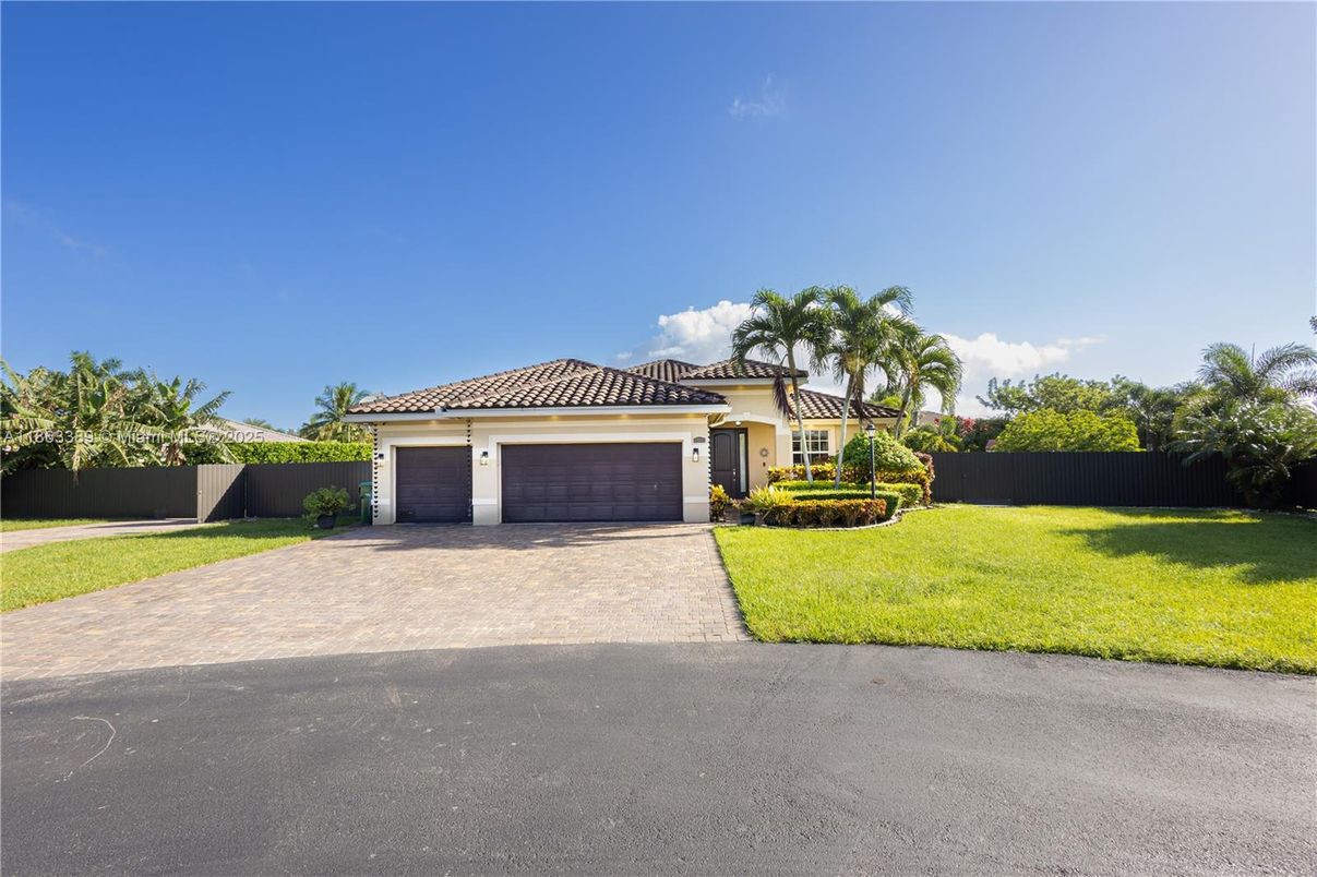 Attached, Backyard, Exterior, Facade, Mediterranean