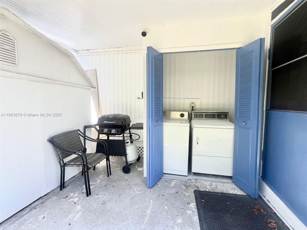 Exterior, Interior, Washer