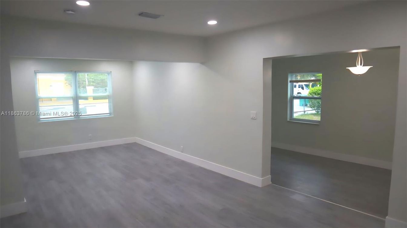 Empty room, Interior, Pendant Lights, Recessed Lighting, Wood Texture Flooring