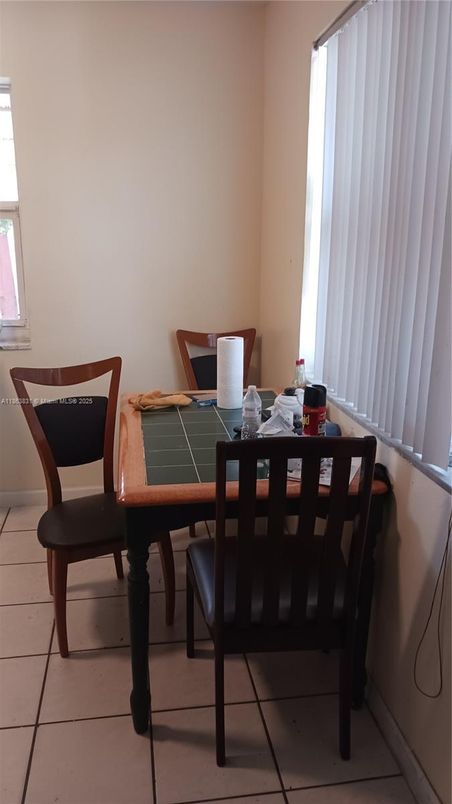 Dining room, Interior