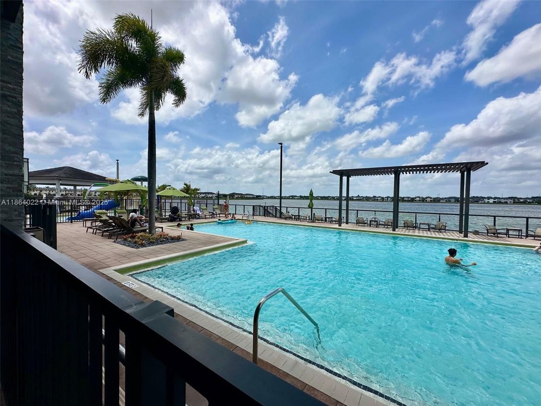 Exterior, Pool, Water