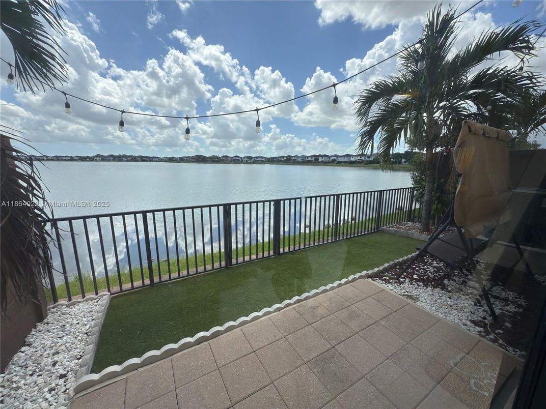Exterior, Water