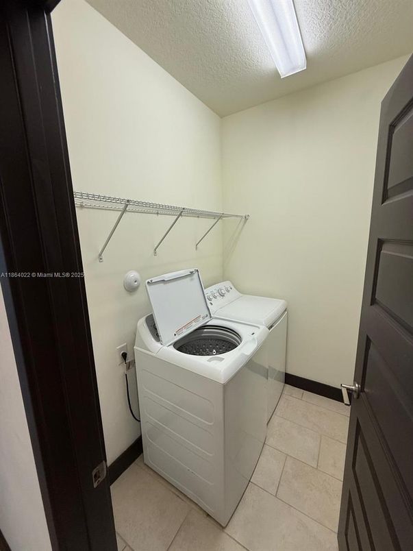 Interior, Washer