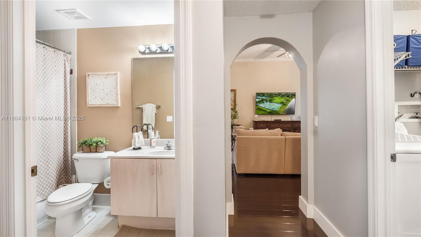 Bathroom, Interior, Living room, Wood Texture Flooring