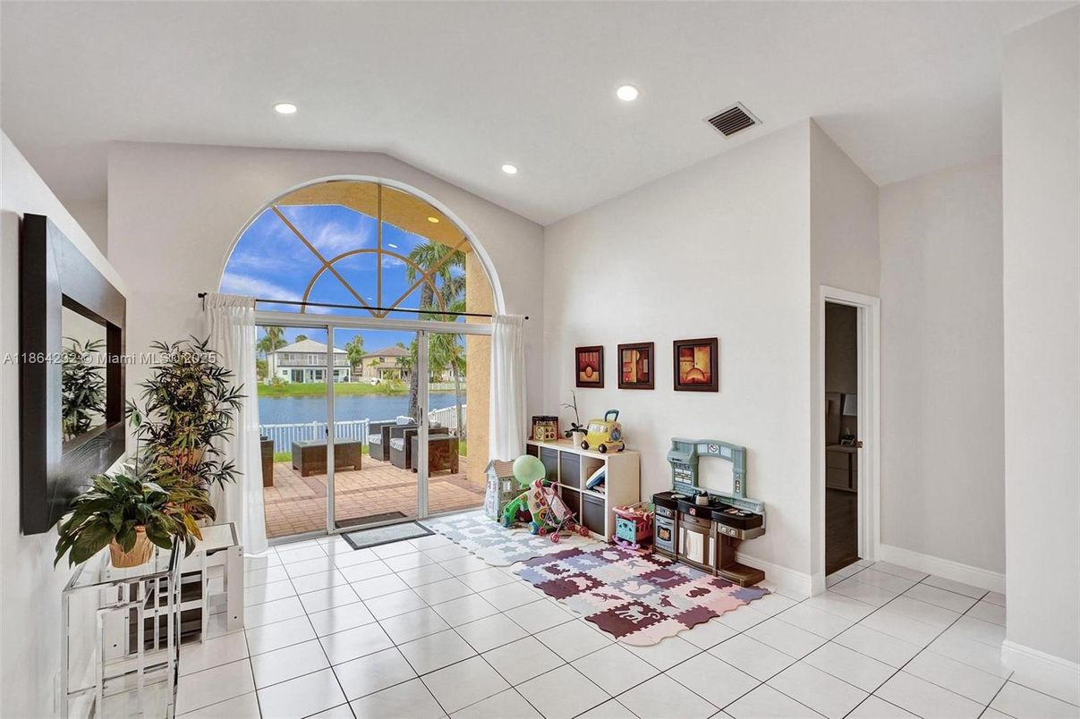 Interior, Recessed Lighting, Water