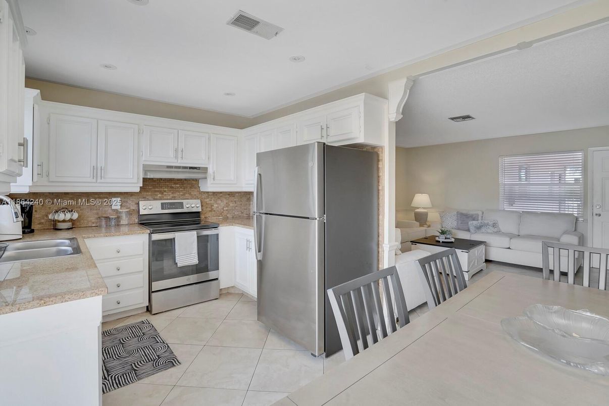 Dining room, Interior, Kitchen, Living room, Recessed Lighting, Stainless Steel Appliances