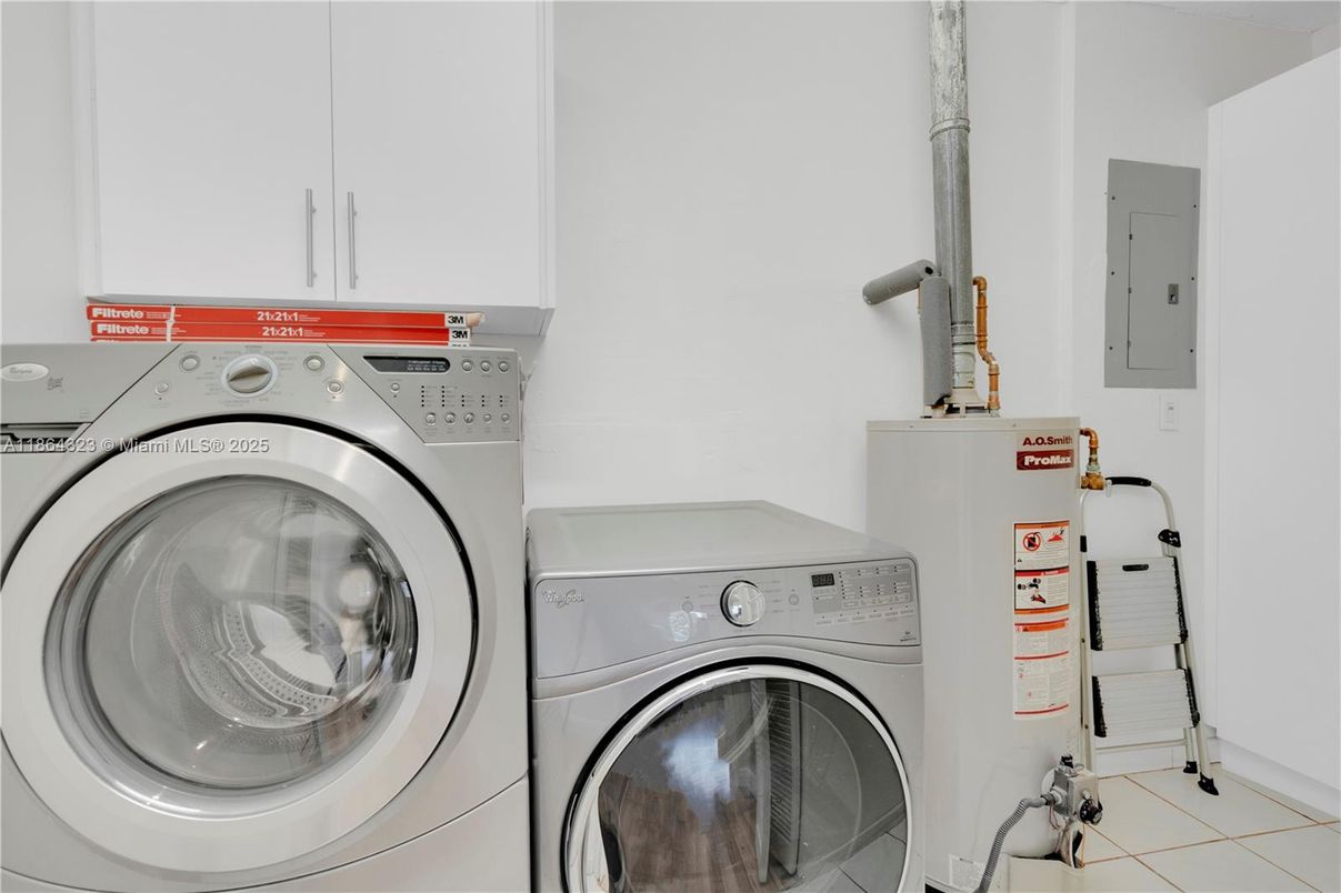 Interior, Utility Closets, Washer
