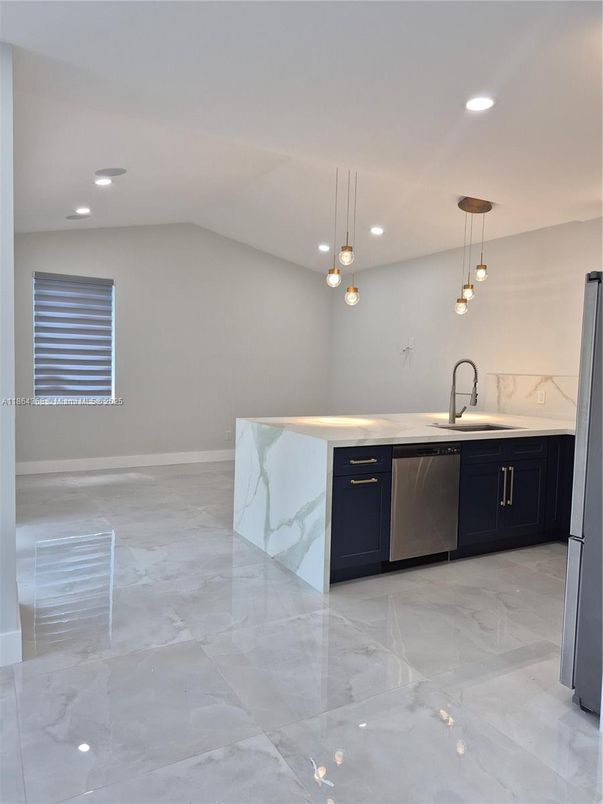 Interior, Kitchen, Marble, Pendant Lights, Recessed Lighting