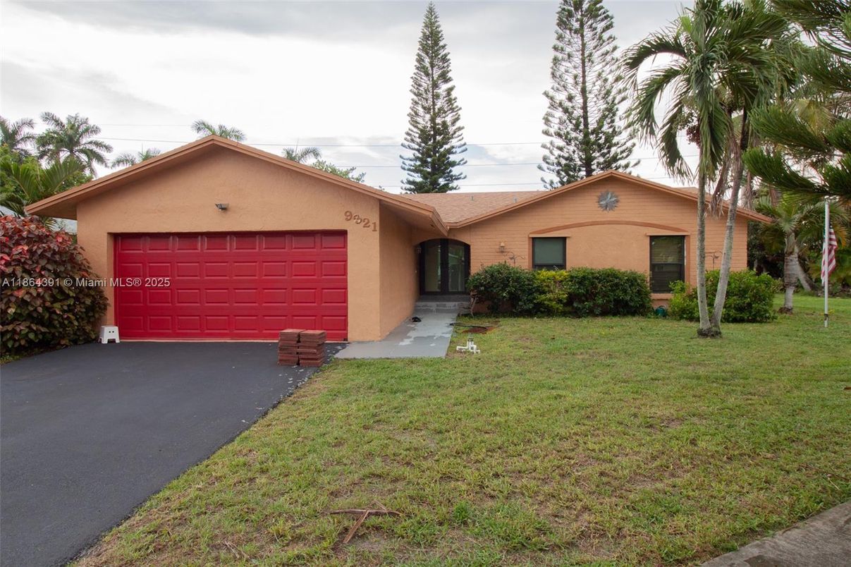 Attached, Backyard, Exterior, Facade, Ranch