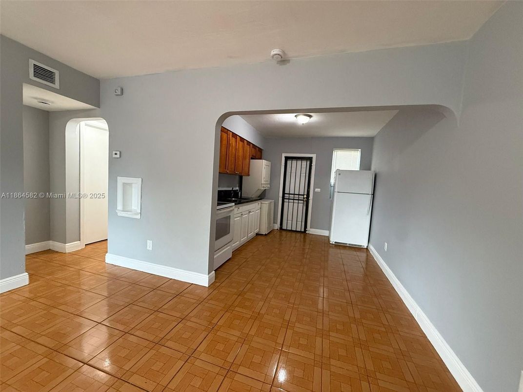 Empty room, Interior, Kitchen, Wood Texture Flooring