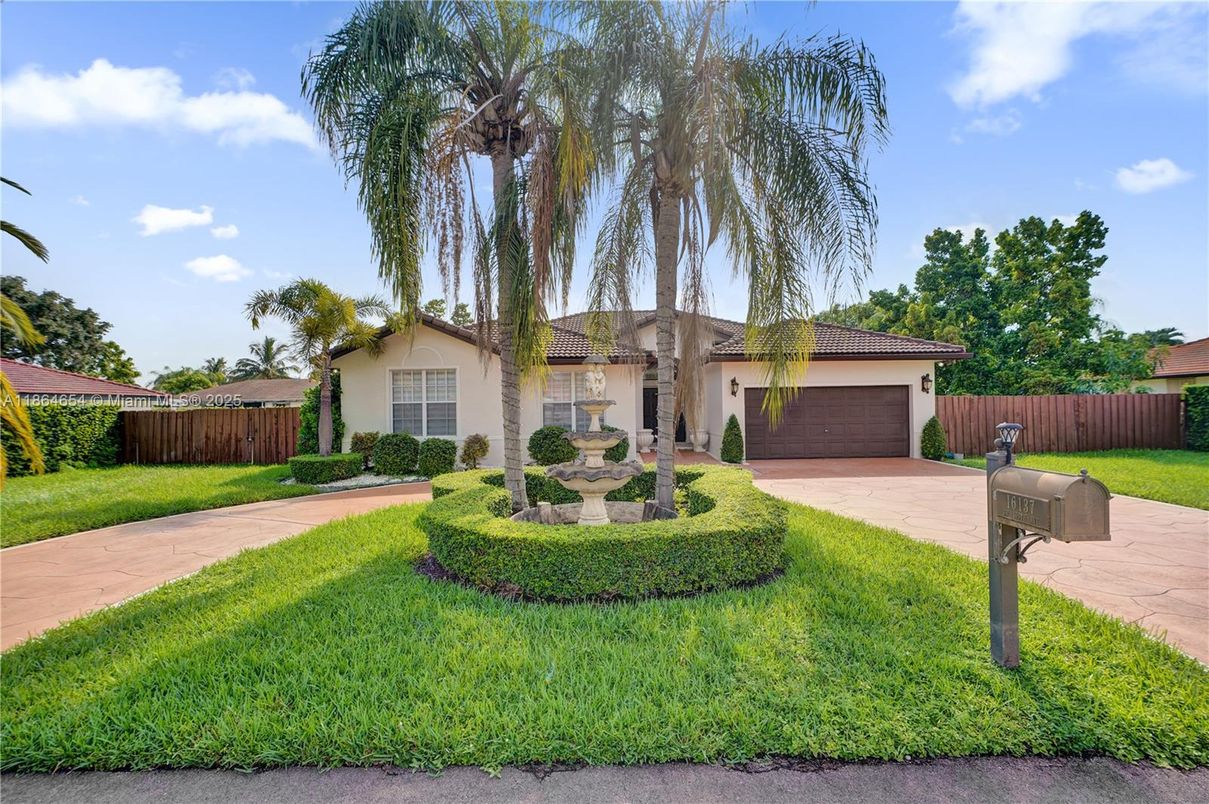 Attached, Backyard, Exterior, Facade, Ranch