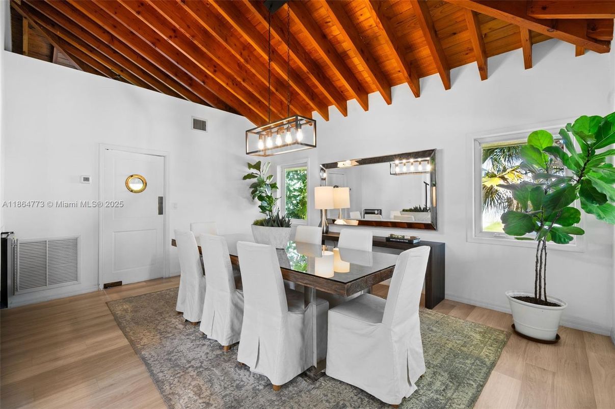 Dining room, Interior, Pendant Lights, Wooden Beams, Wooden Ceilings, Wood Texture Flooring