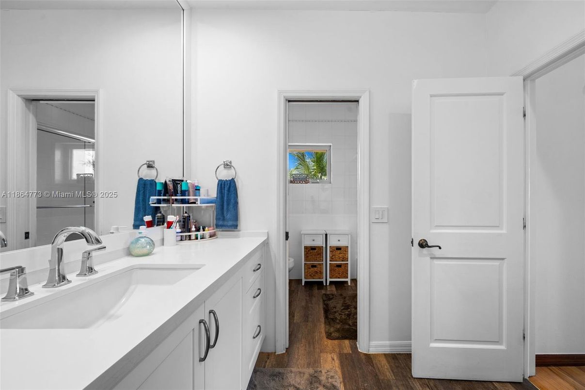 Bathroom, Dual Sink Vanities, Interior, Wood Texture Flooring
