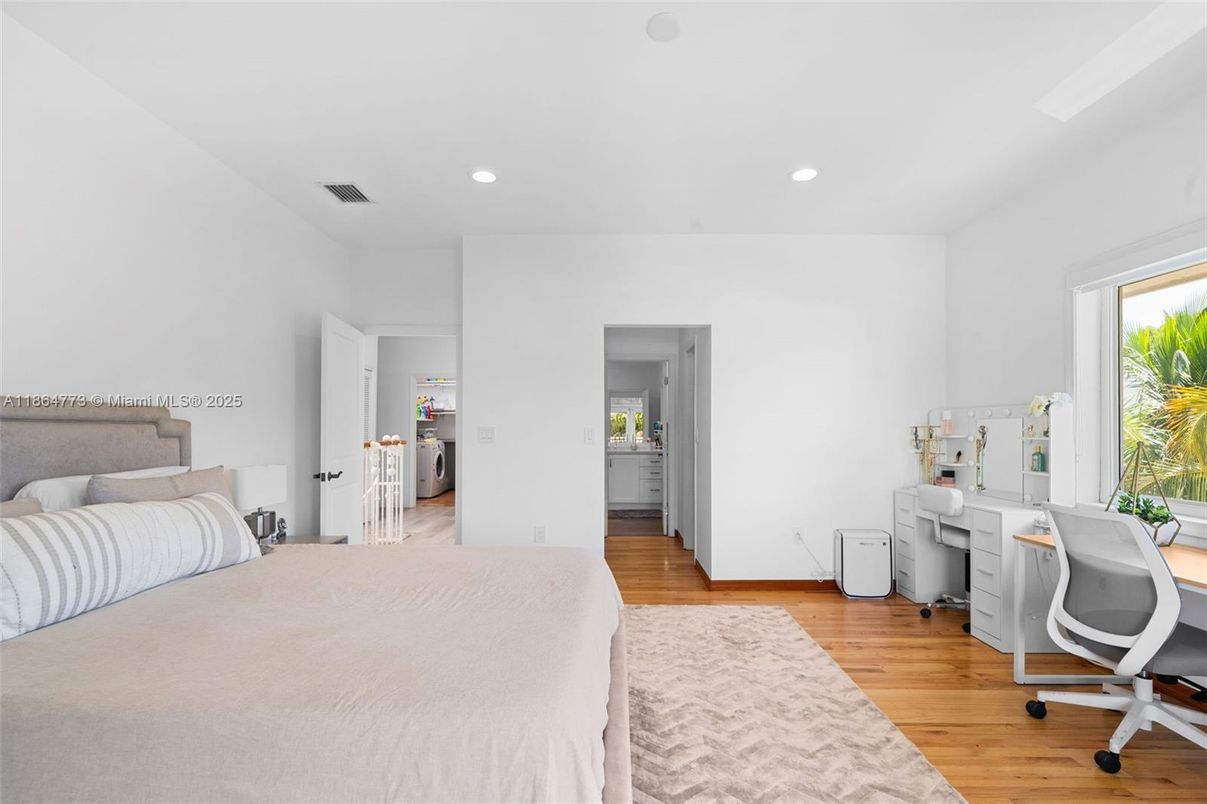 Bedroom, Home Office, Interior, Recessed Lighting, Wood Texture Flooring