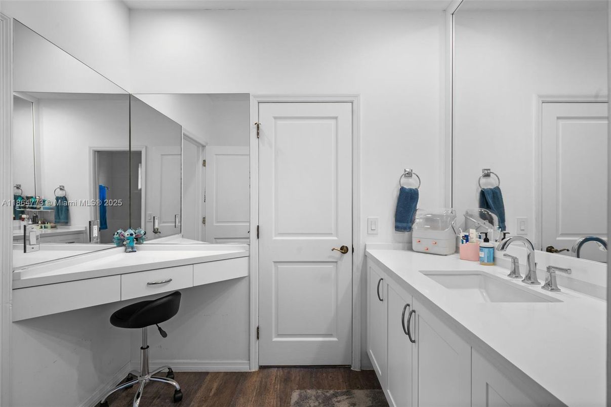 Bathroom, Dual Sink Vanities, Interior, Wood Texture Flooring