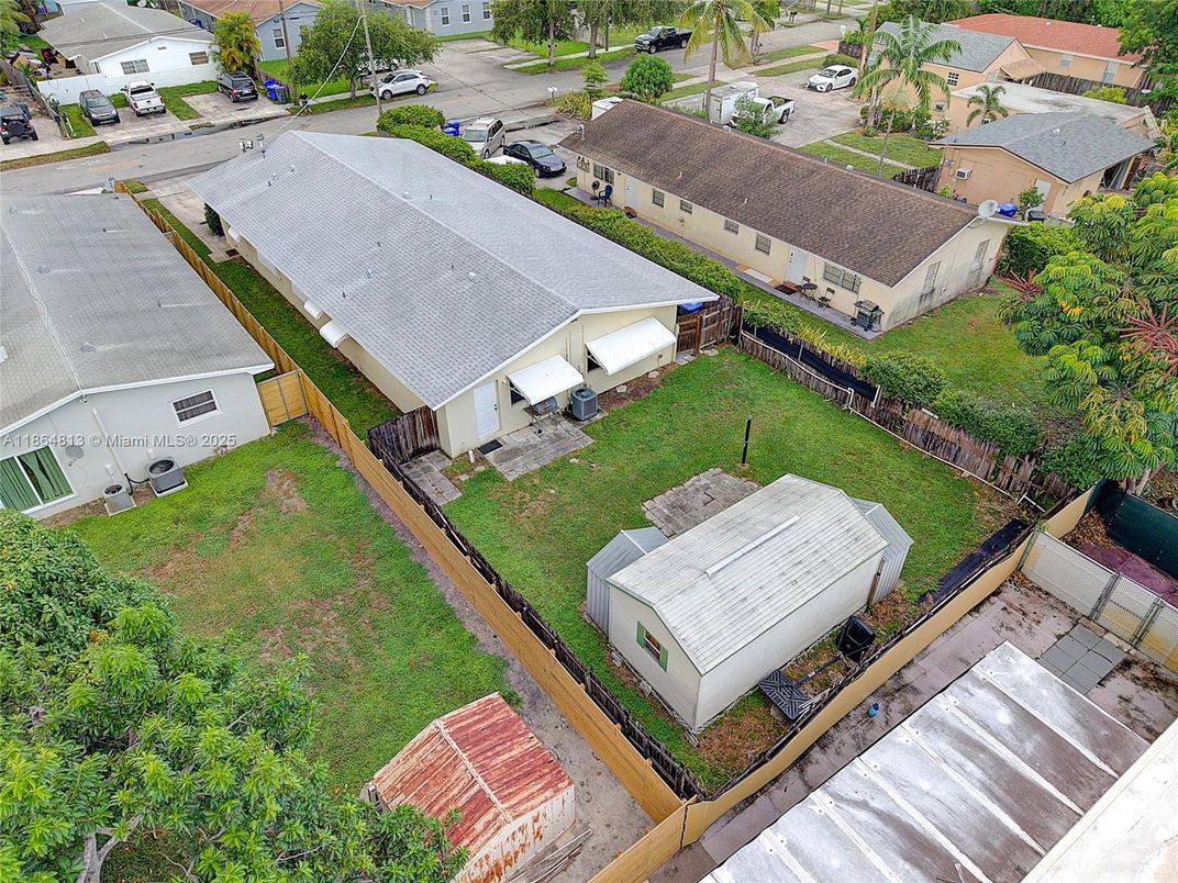 Exterior, Drone
