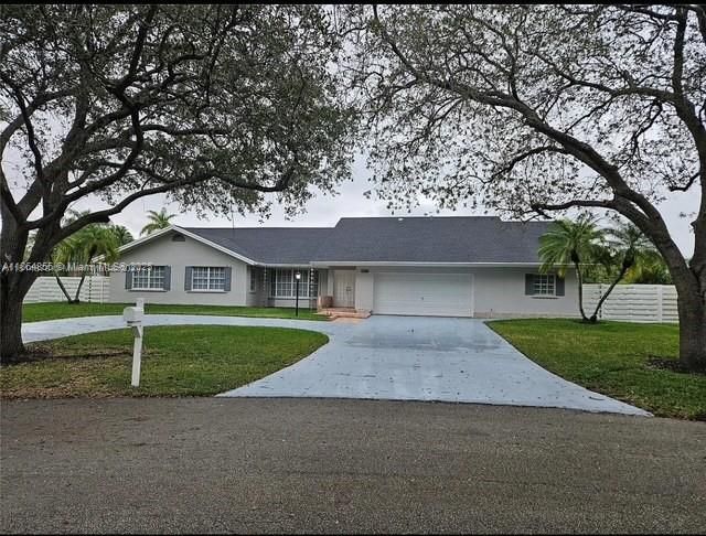 Attached, Backyard, Exterior, Facade, Ranch