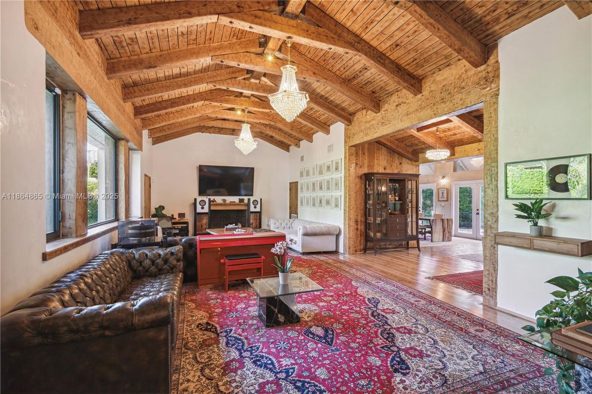 Chandelier, Home Office, Interior, Wooden Beams, Wooden Ceilings, Wood Texture Flooring