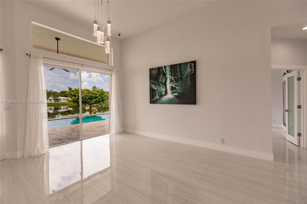 Empty room, Interior, Pendant Lights, Recessed Lighting, Water