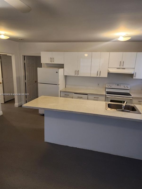 Interior, Kitchen