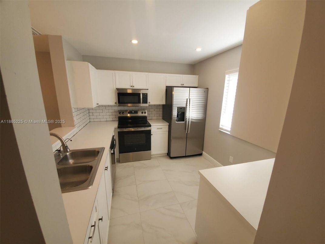 Interior, Kitchen, Marble, Recessed Lighting, Stainless Steel Appliances