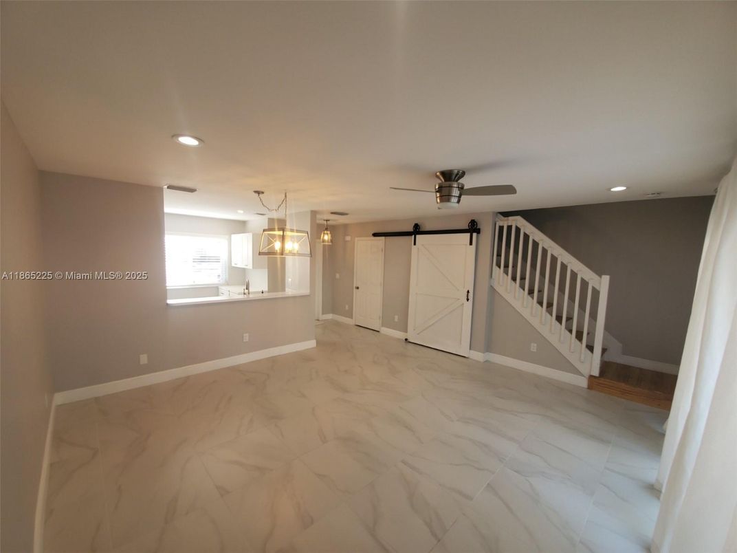 Empty room, Interior, Marble, Pendant Lights, Recessed Lighting