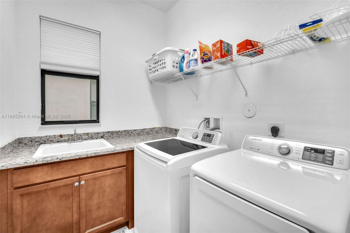Interior, Washer