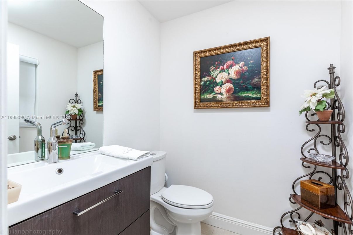 Bathroom, Interior
