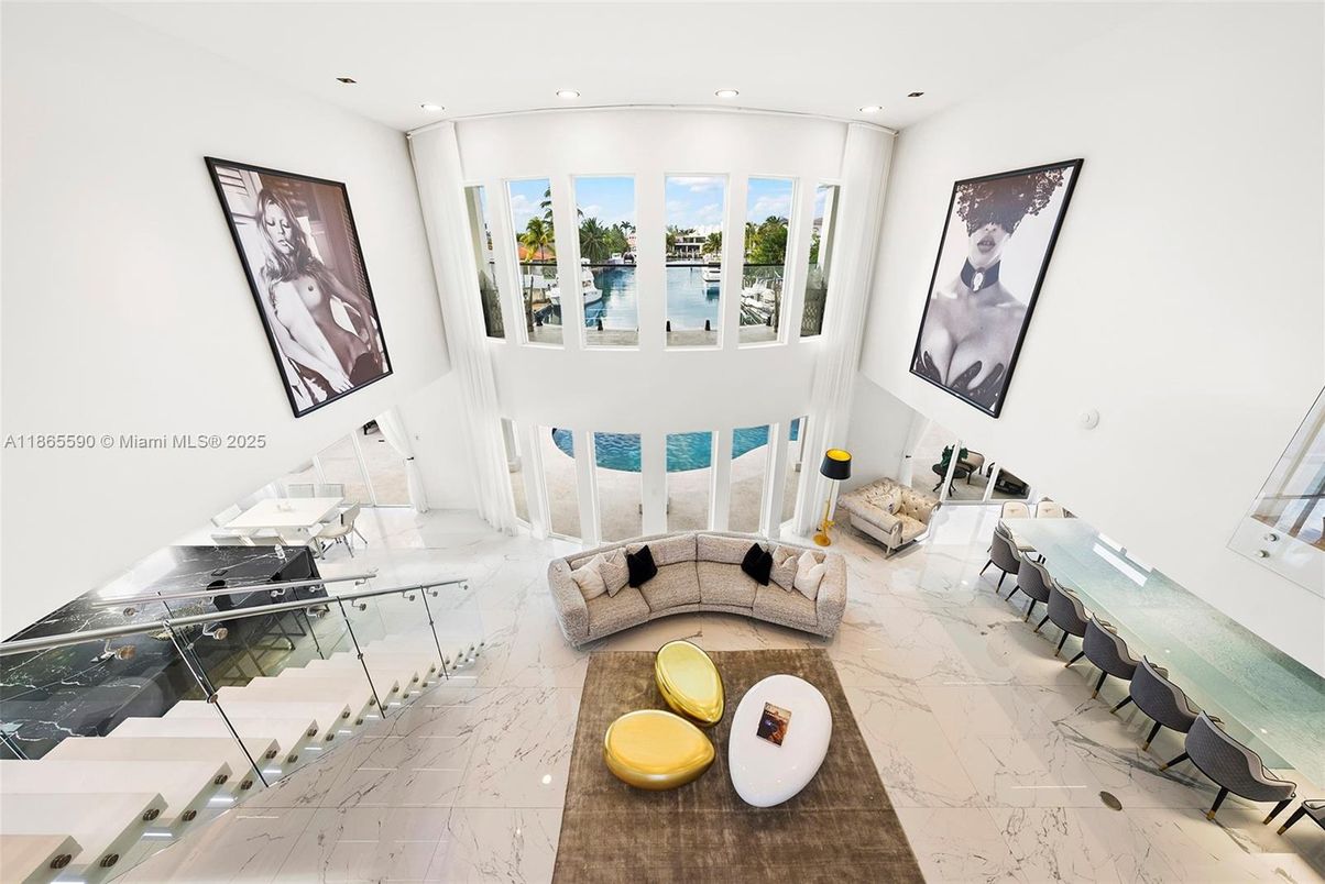 Interior, Living room, Marble, Recessed Lighting, Water