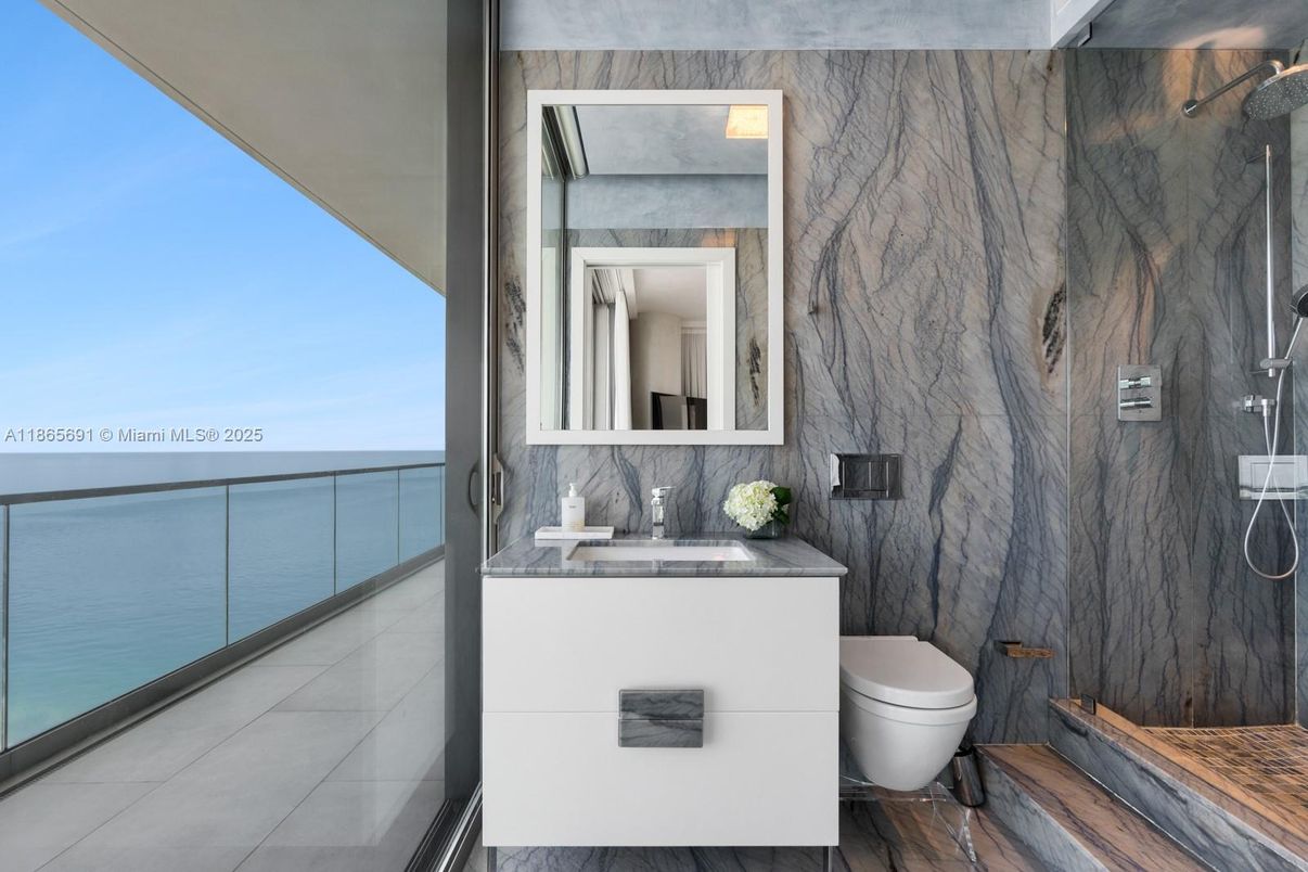 Bathroom, Interior, Marble Walls, Water