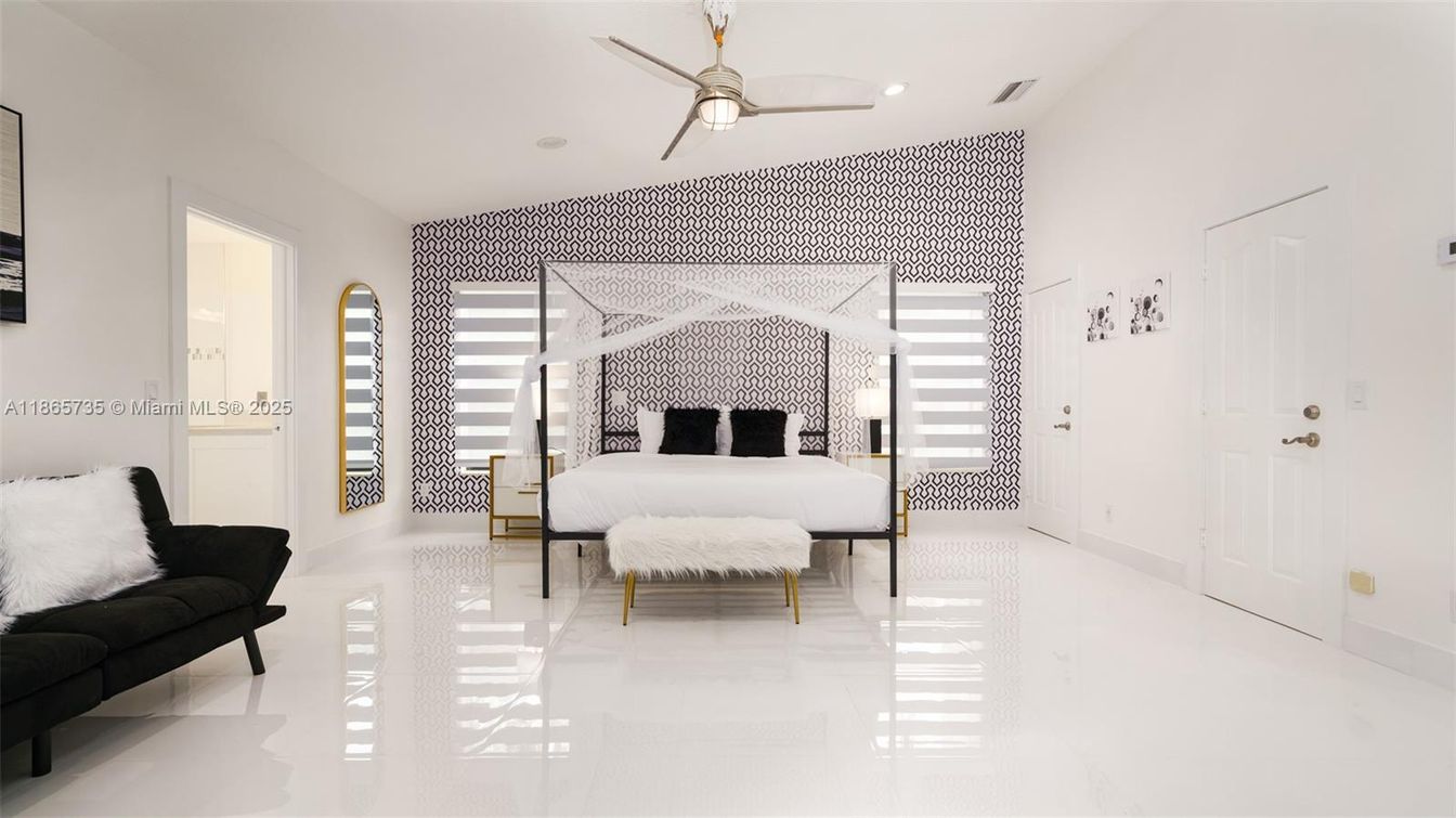 Bedroom, Interior, Recessed Lighting