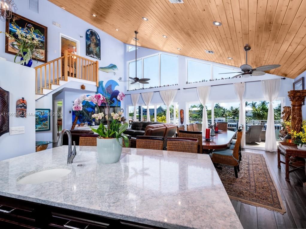 Dining room, Interior, Living room, Recessed Lighting, Wooden Ceilings, Wood Texture Flooring