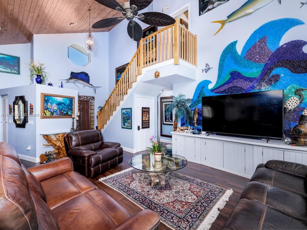 Interior, Living room, Pendant Lights, Recessed Lighting, Wooden Ceilings, Wood Texture Flooring
