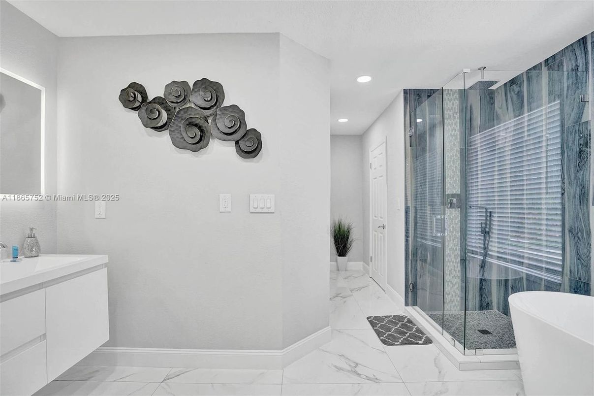 Bathroom, Free Standing Baths, Glass Shower, Interior, Marble, Recessed Lighting