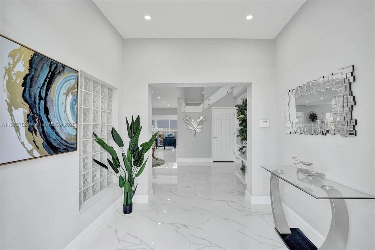 Interior, Marble, Recessed Lighting