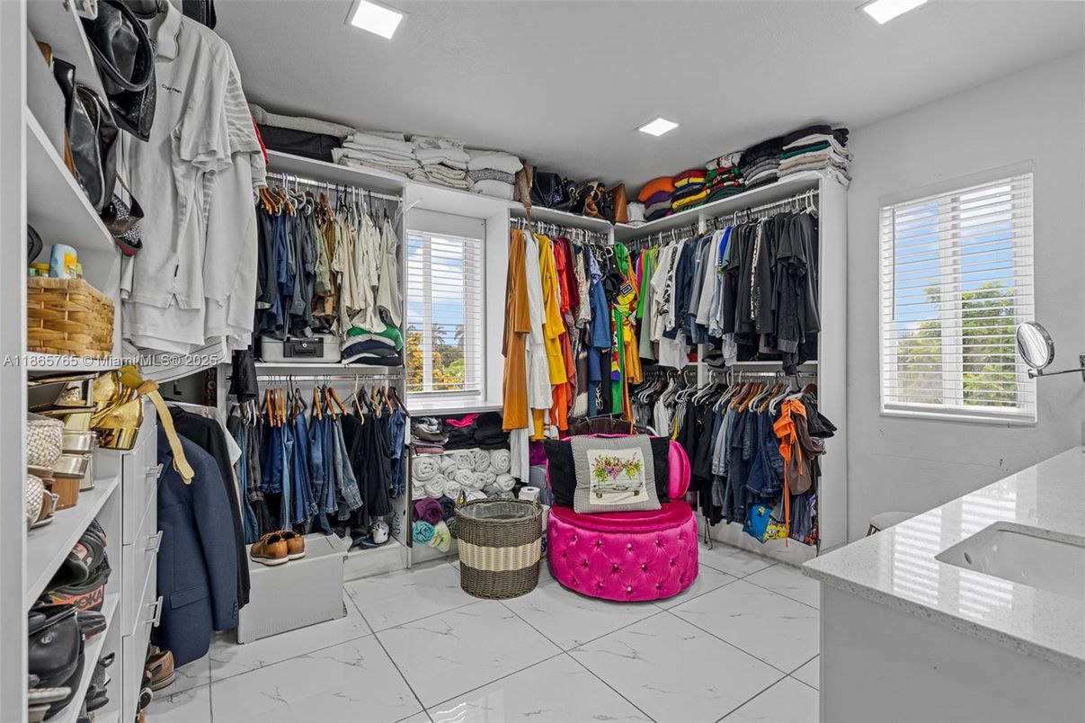 Interior, Marble, Recessed Lighting, Walk-in Closets