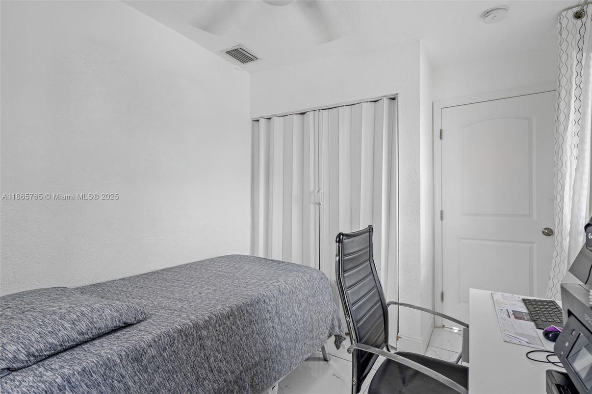 Bedroom, Home Office, Interior