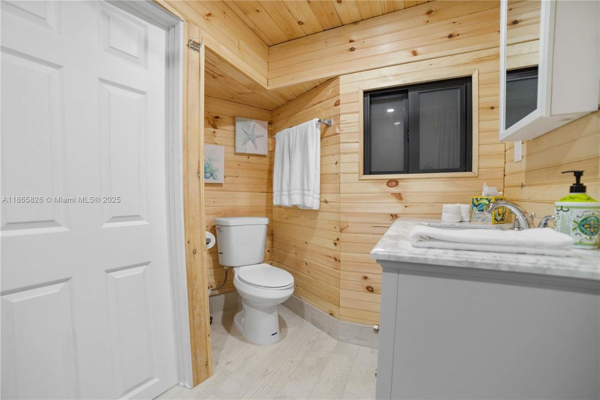 Bathroom, Interior, Wooden Ceilings, Wood Texture Flooring, Wooden Walls