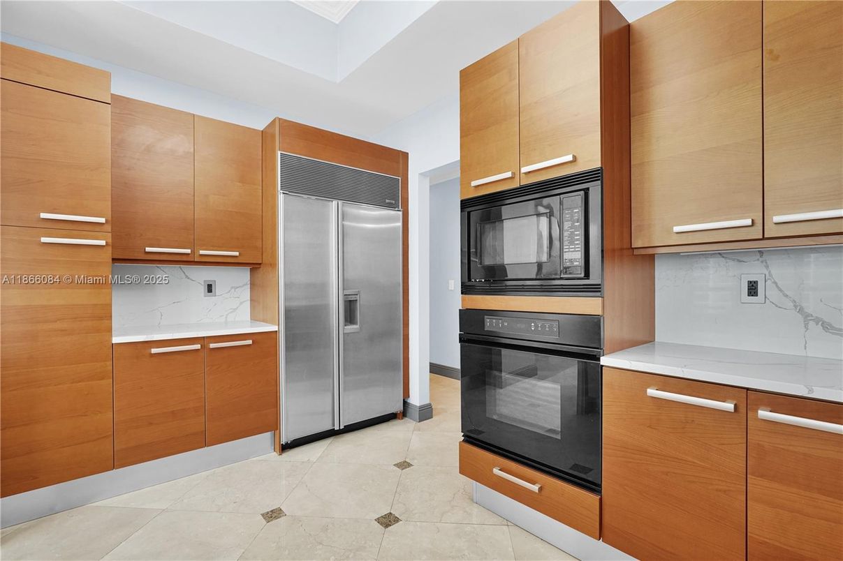 Interior, Kitchen, Marble Walls, Stainless Steel Appliances