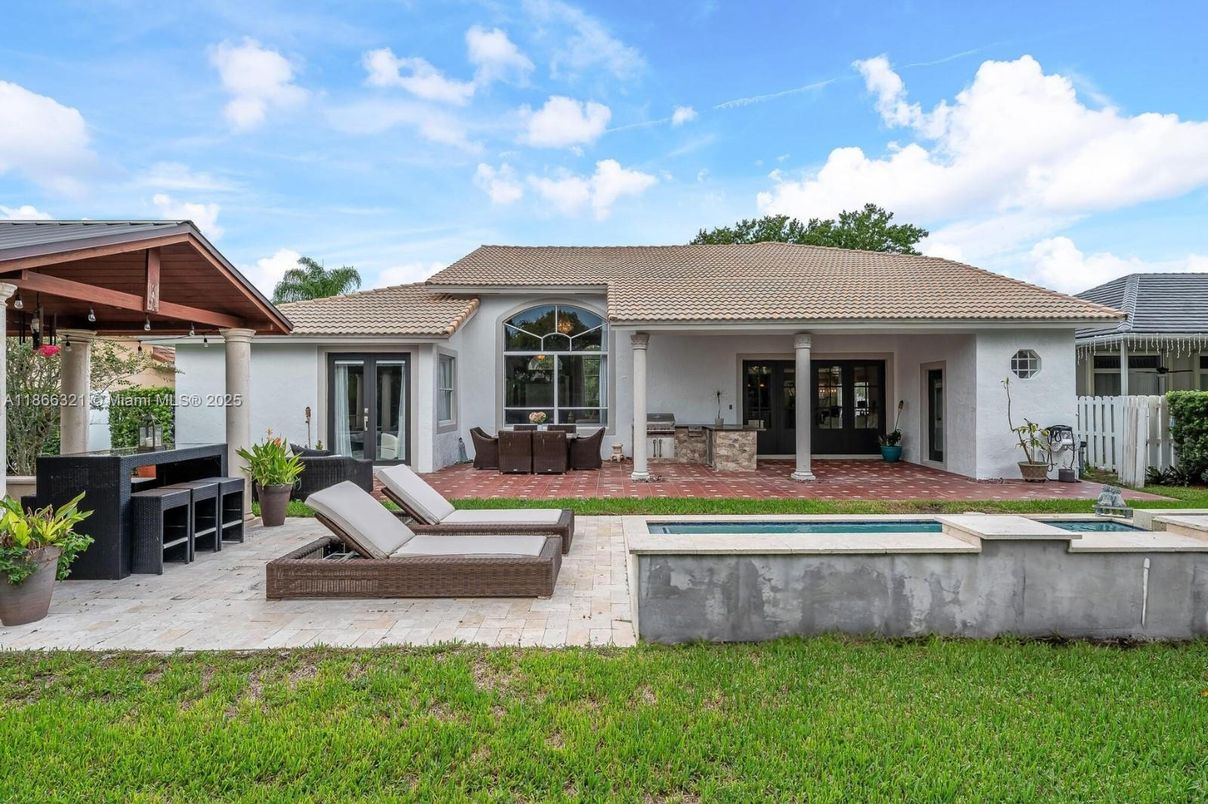 Backyard, Exterior, Pool