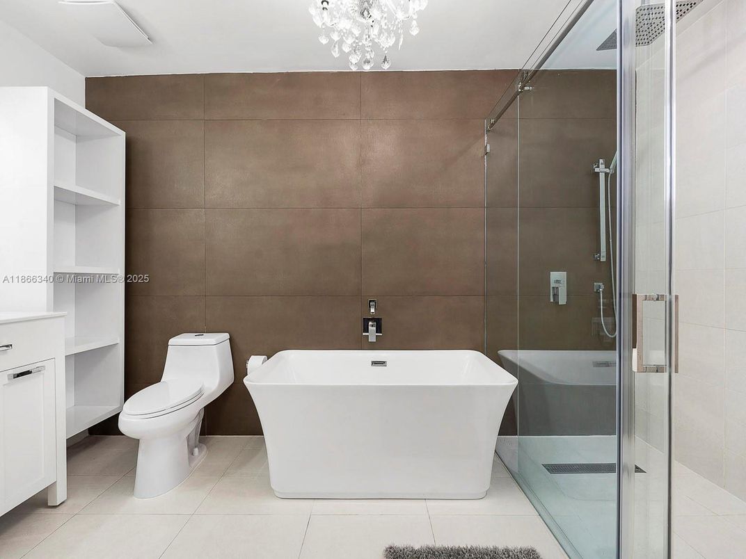 Bathroom, Free Standing Baths, Glass Shower, Interior