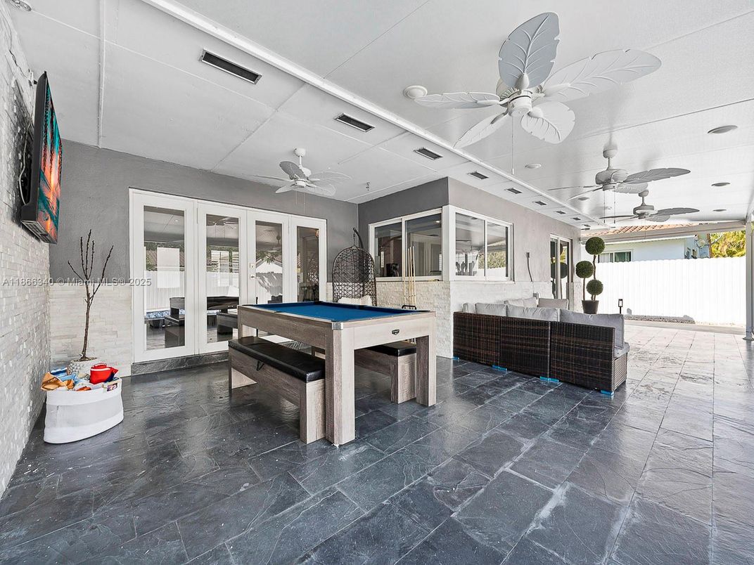 Billiard Table, Game Room, Interior, Recessed Lighting