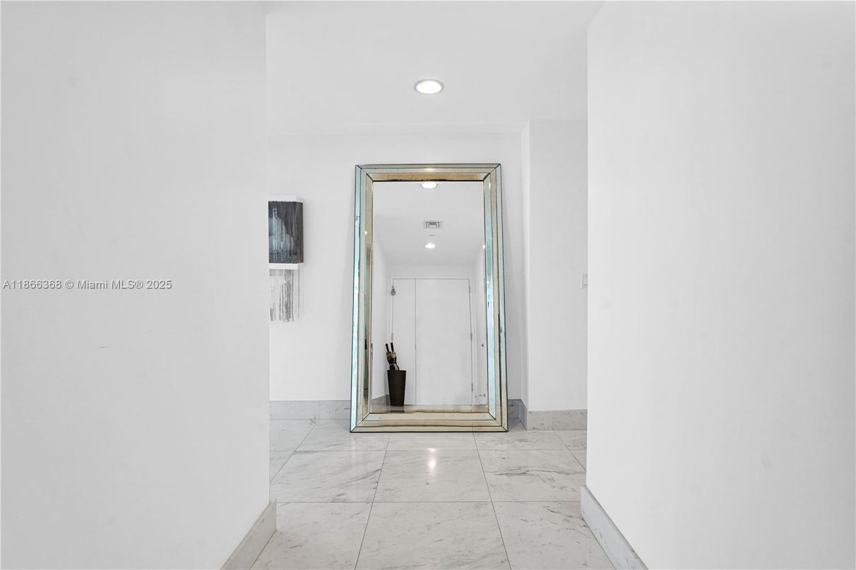 Interior, Marble, Recessed Lighting