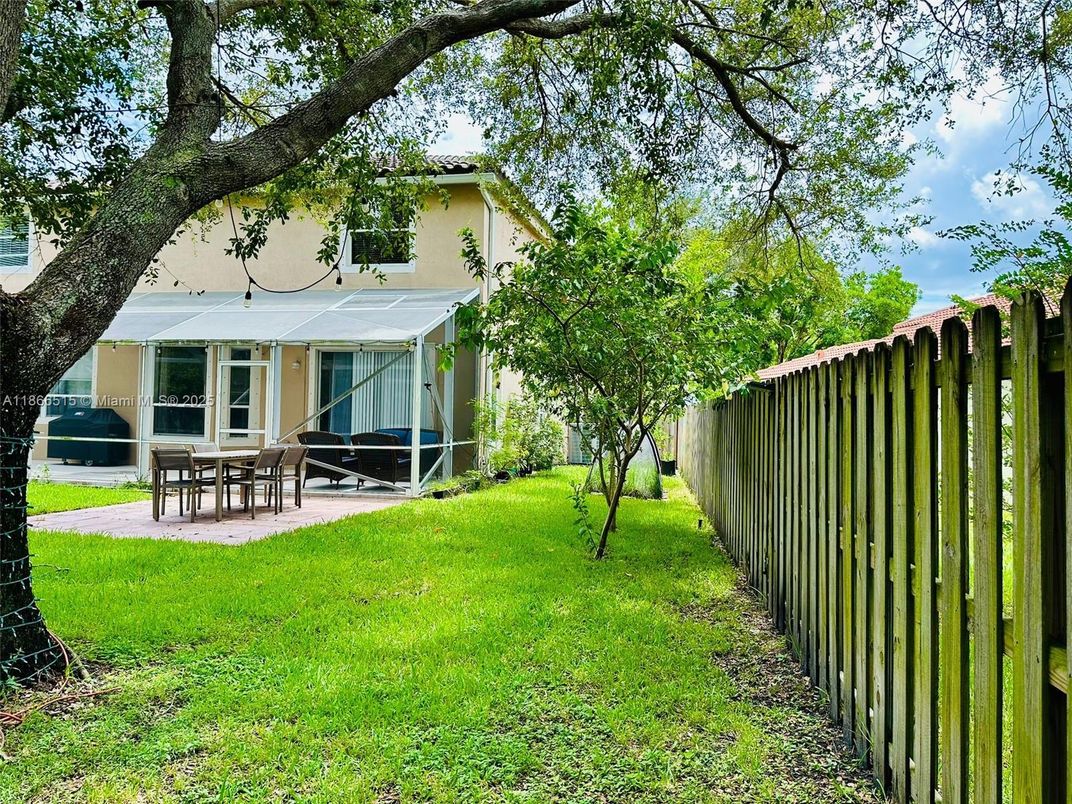 Backyard, Exterior
