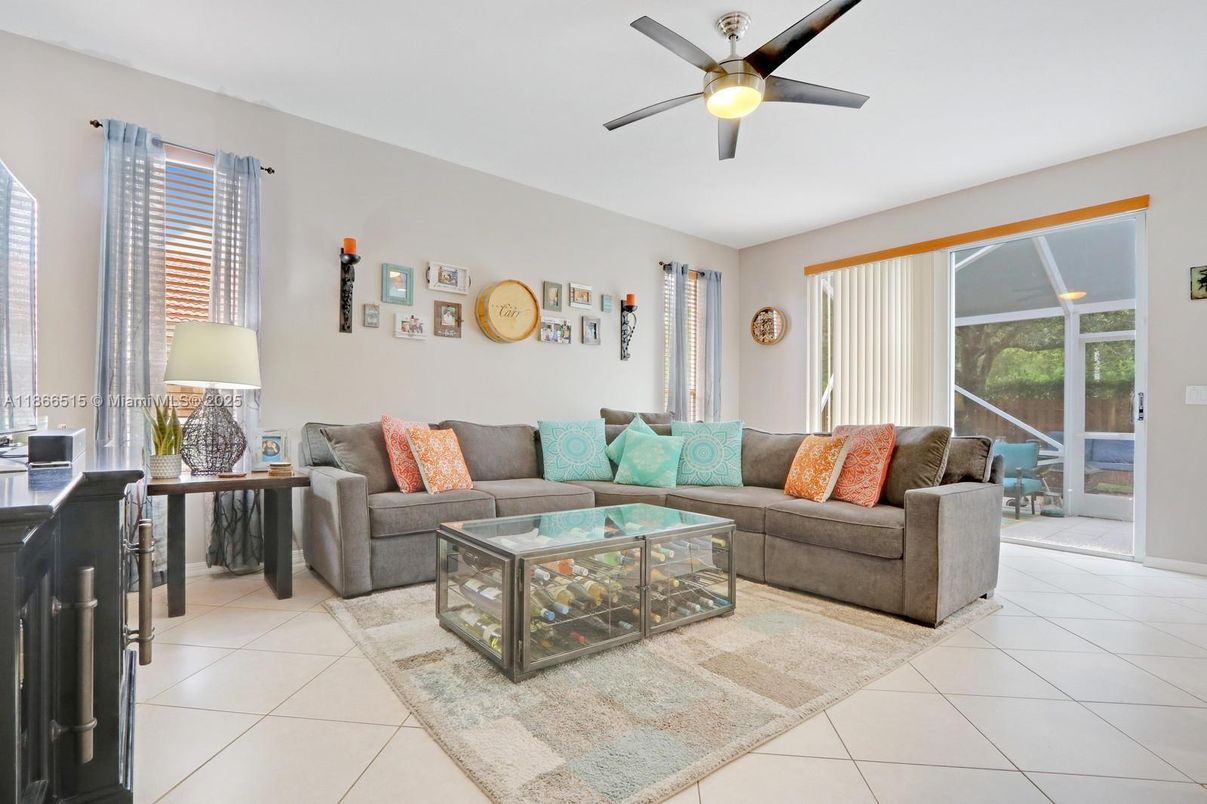 Interior, Living room