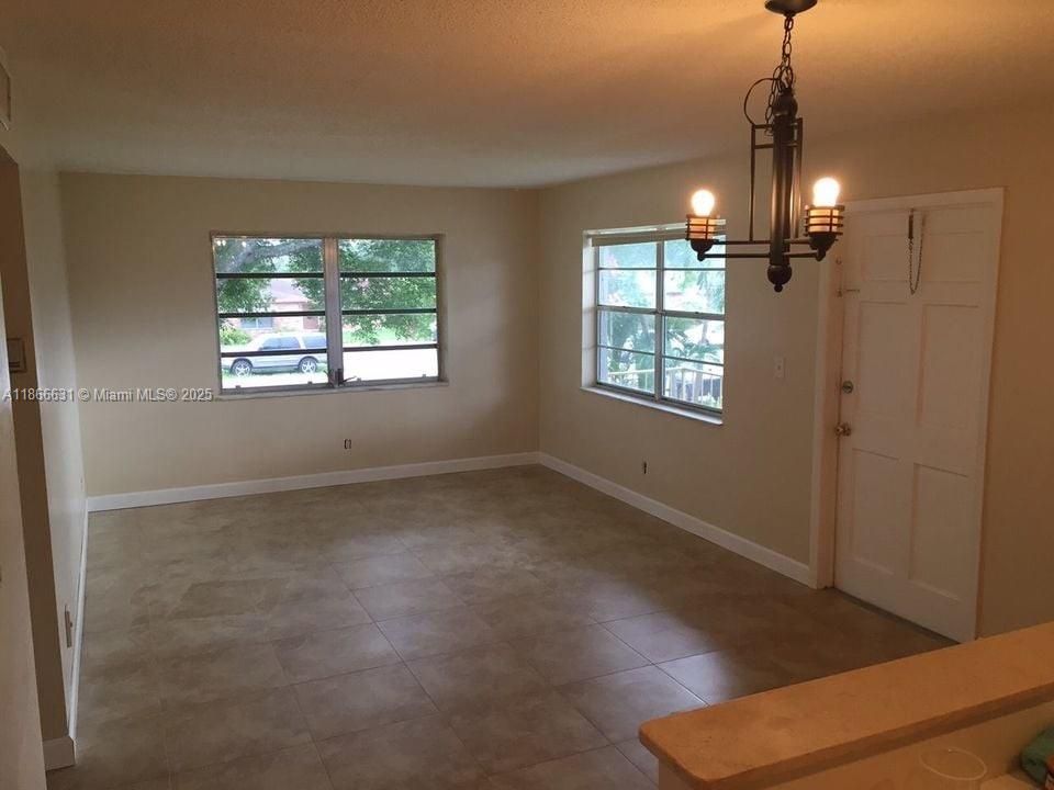 Chandelier, Empty room, Interior, Pendant Lights