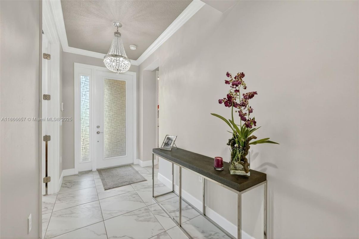 Chandelier, Interior, Marble