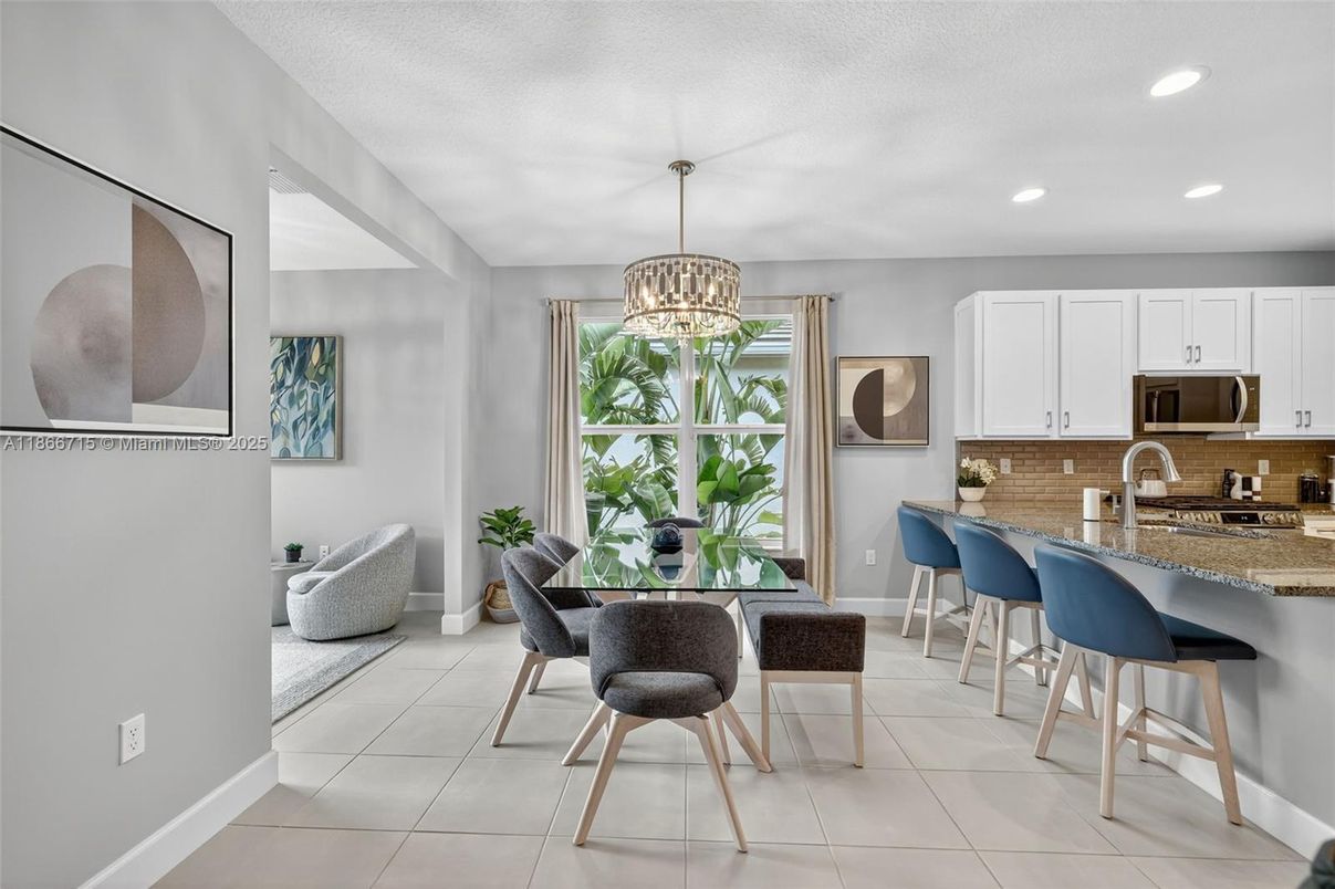 Dining room, Interior, Kitchen, Pendant Lights, Recessed Lighting