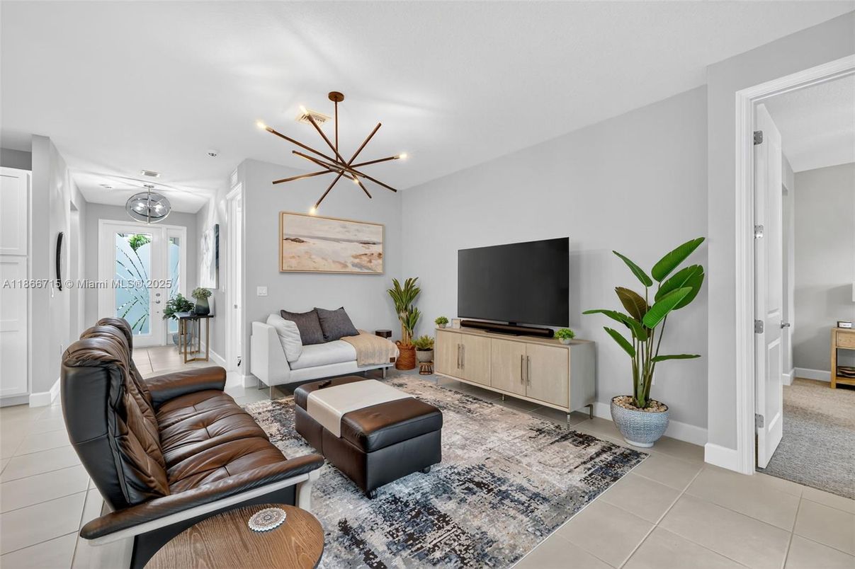 Interior, Living room, Pendant Lights