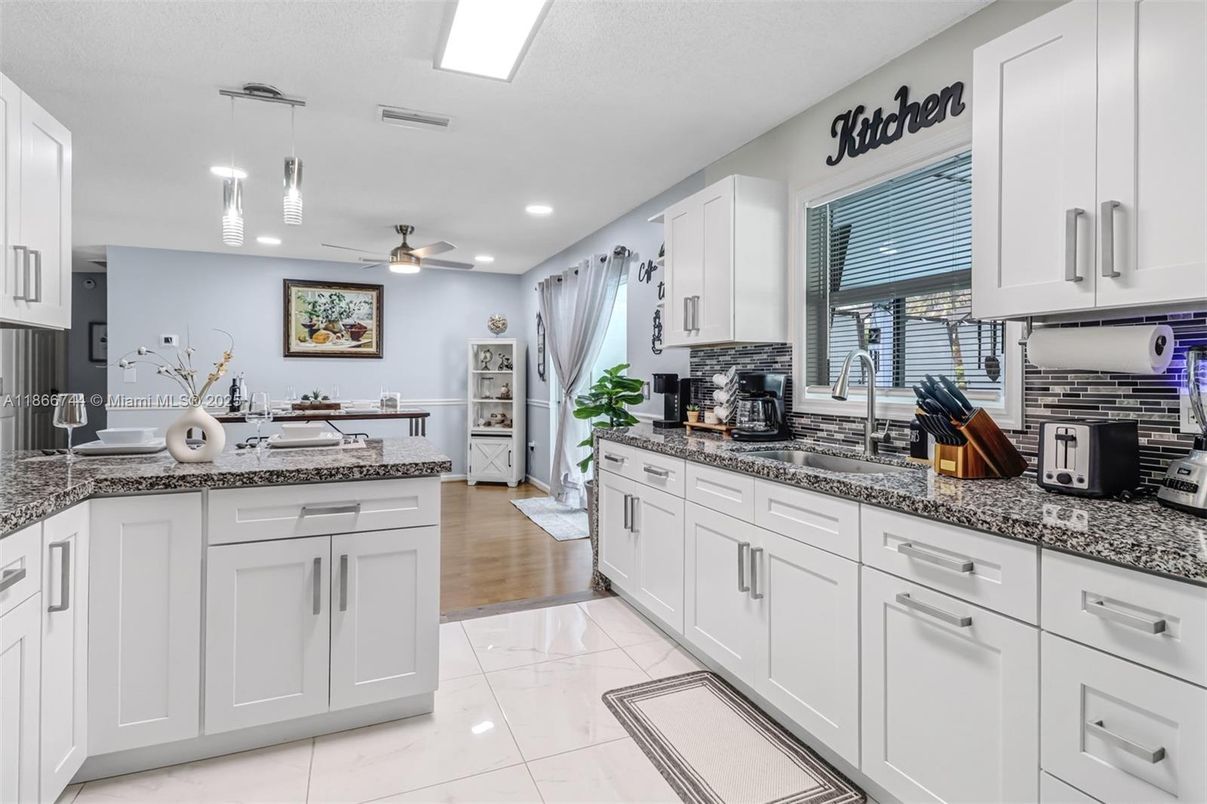 Interior, Kitchen, Pendant Lights, Recessed Lighting